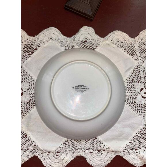 Southwicke Porcelain China, Full Set - Picture 7 of 11